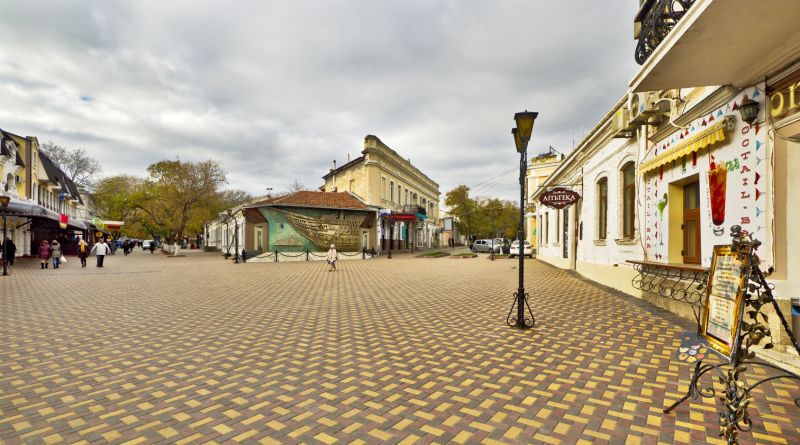 Фото Уникальность и очарование Восточного Крыма: Феодосия и морская прогулка к вулкану Кара Даг. - вид 3