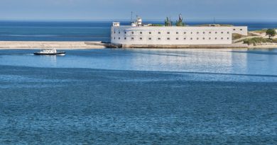 Белый город на синем морском берегу.... — фото 19