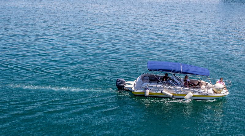 Фото Белый город на синем морском берегу.... - вид 7