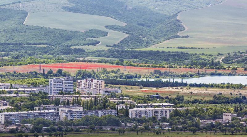 Фото Бахчисарай: величие Ханского дворца, древние пещеры Чуфут Кале и тишина горного монастыря. - вид 5